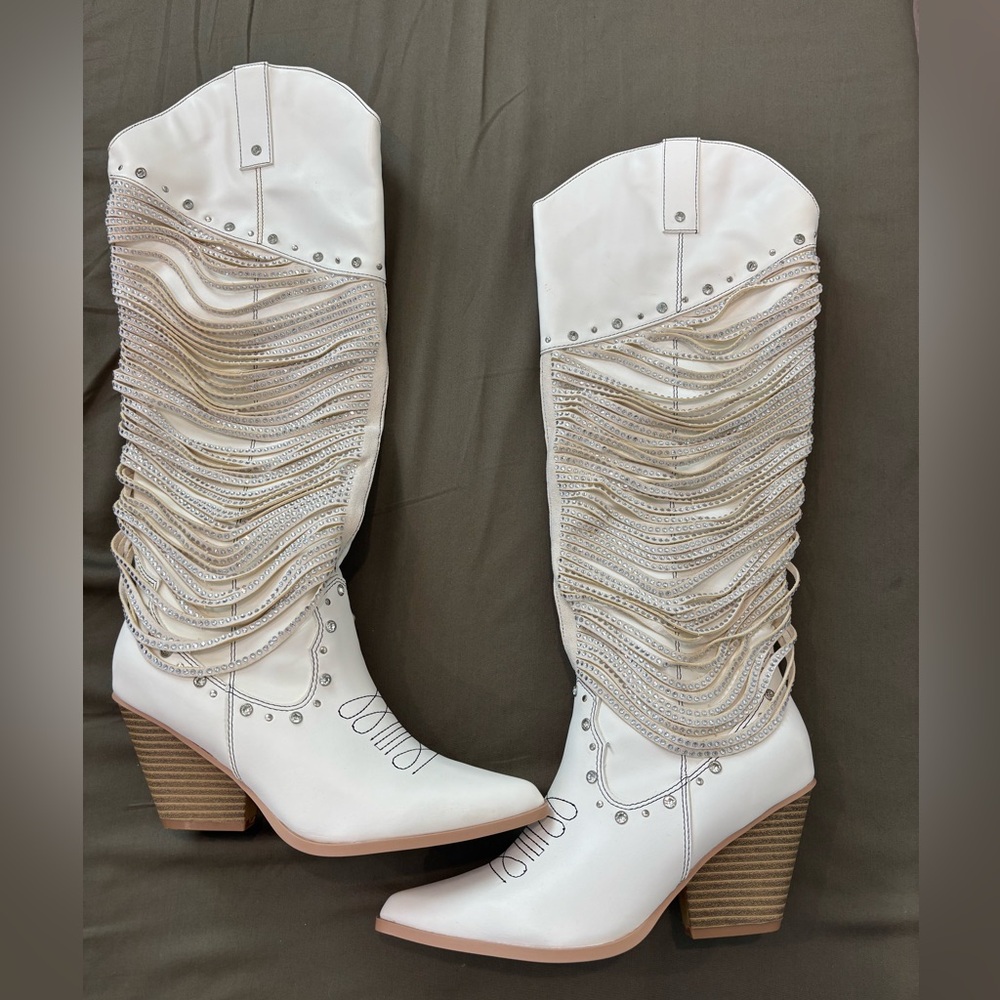 Cape Robbin White Fringe Studded Western Knee-High Boots Size 7